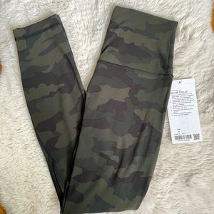 Lululemon Heritage Camo Aligns 25”